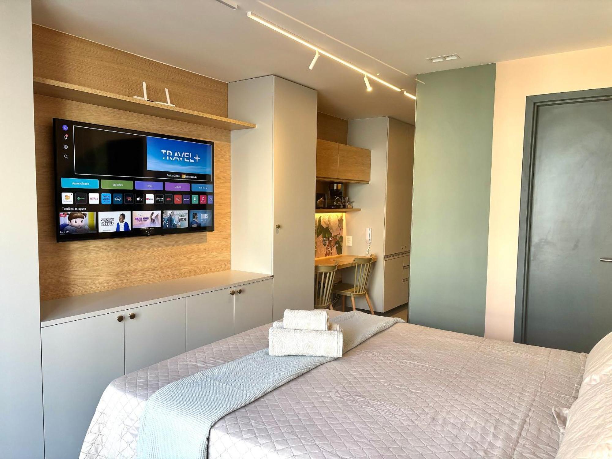 Umi Flats - Intermares