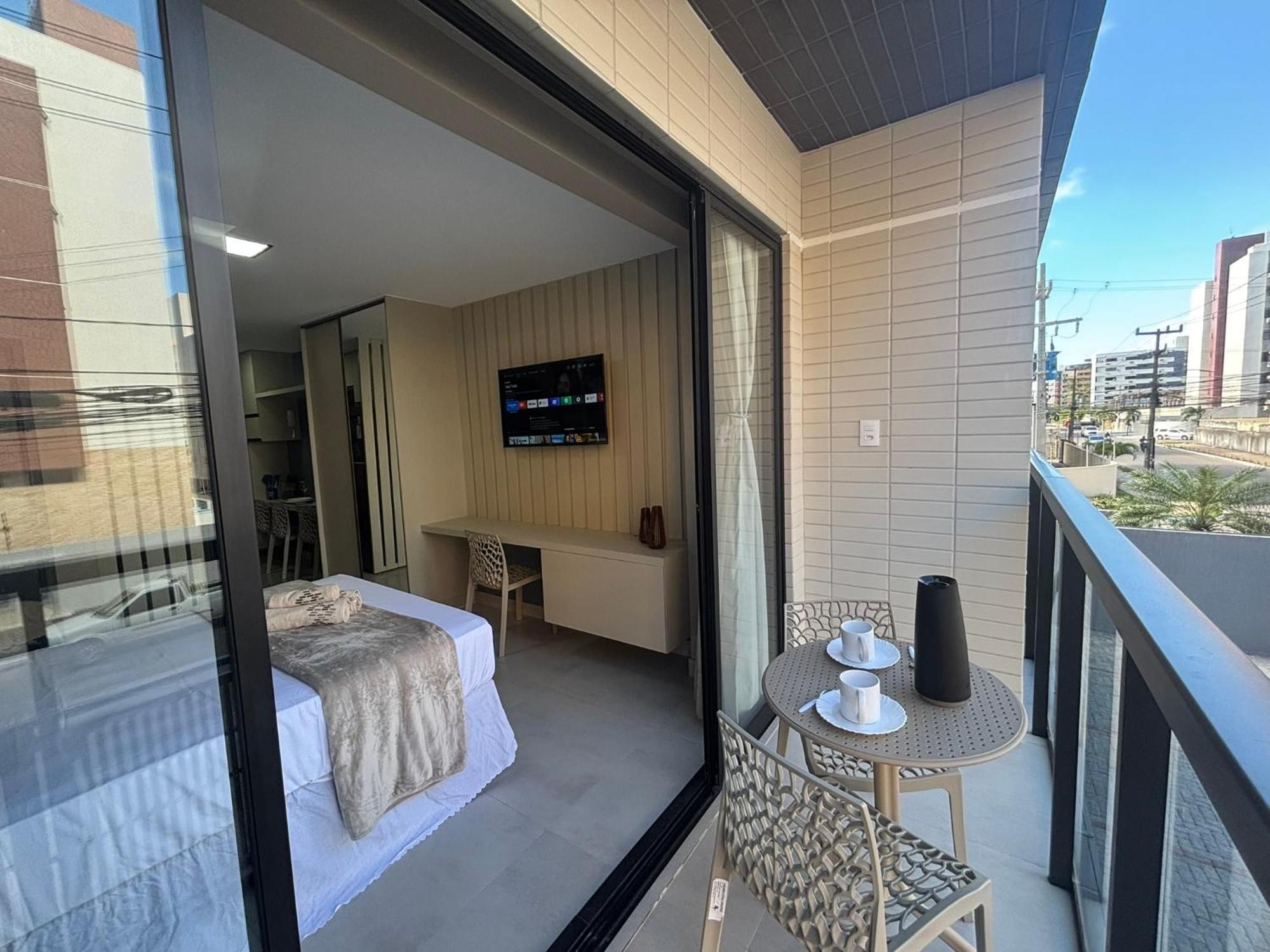 Umi Flats - Intermares